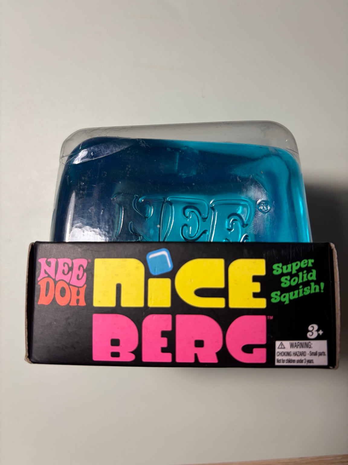 NeeDoh Niceberg blue super solid squish